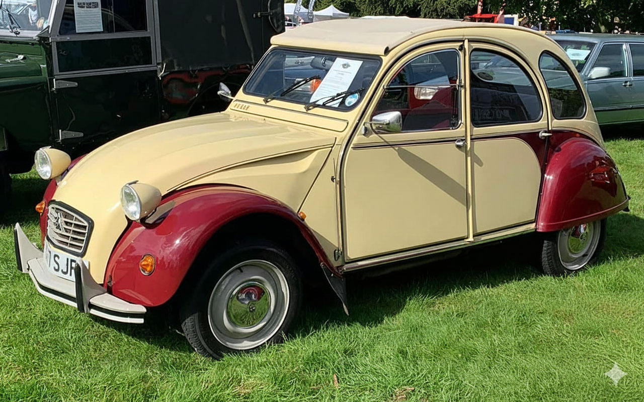 Citroen 2CV Dolly.